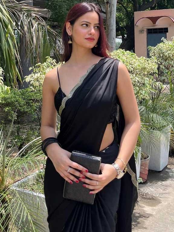 Zaira Dehradun Call Girl